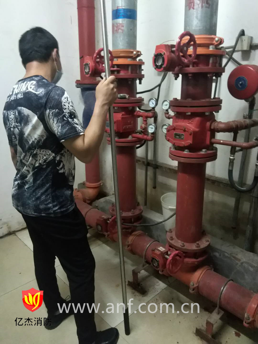 氣體滅火系統(tǒng)常見(jiàn)構(gòu)氣體滅火系統(tǒng)常見(jiàn)構(gòu)件及其作用！